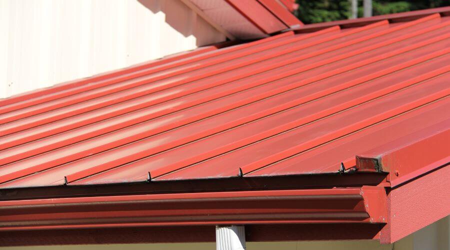 Roof Gutter Cleaning in Hazelhurst, WI